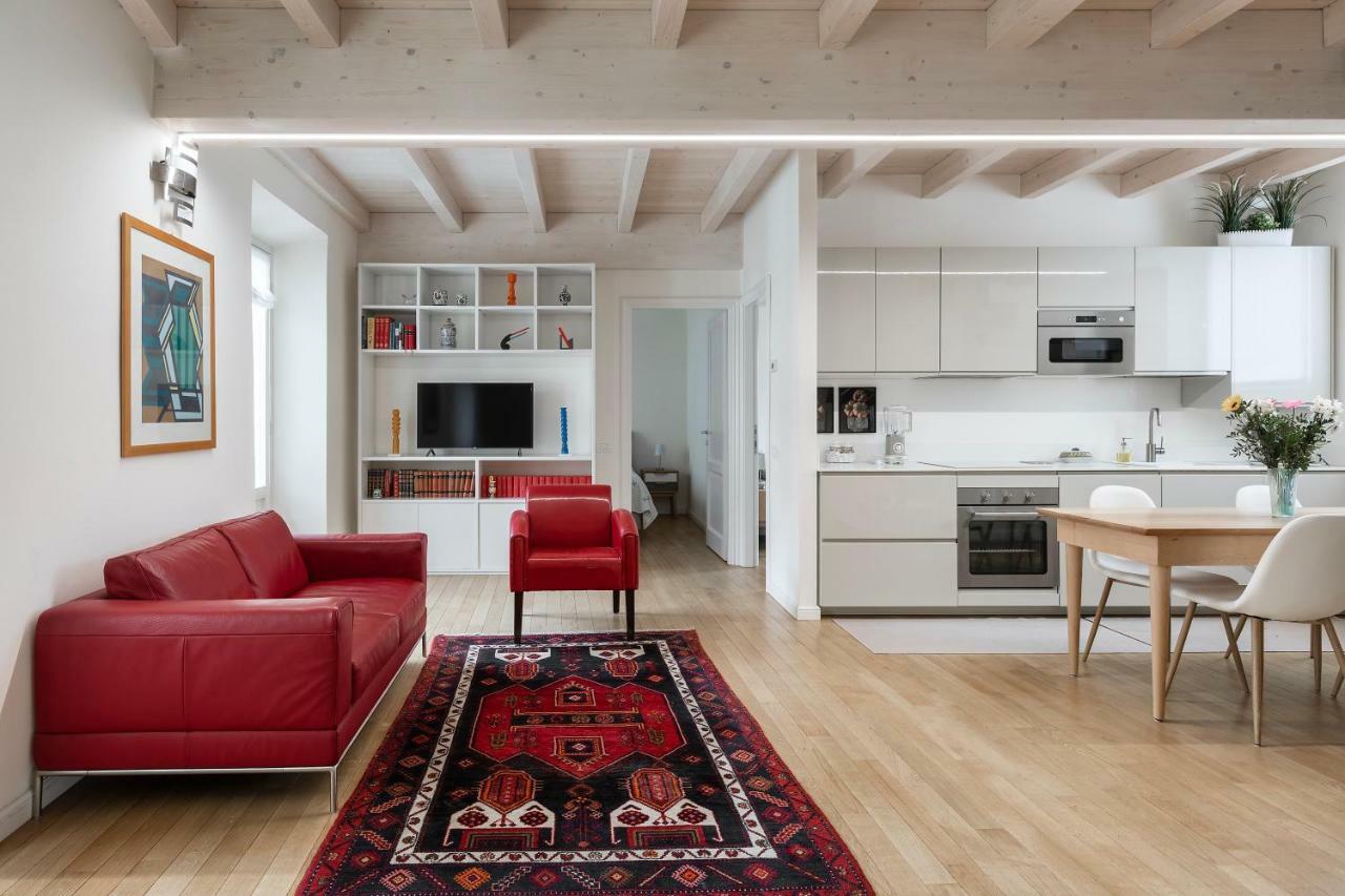 Appartamento Rossini By Holiday Solutions Como Exterior photo